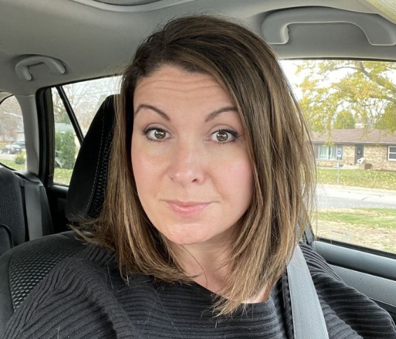 <em>Sara Pérez</em>